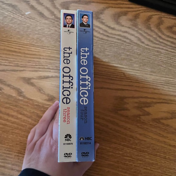 The Office Seasons 3 & 4 DVD Sets Preowned Complete W Extras - Picture 2 of 7